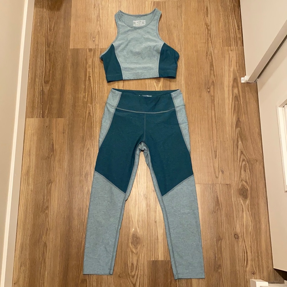 Madewell x Outdoor Voices 3/4 Leggings + Crop Top